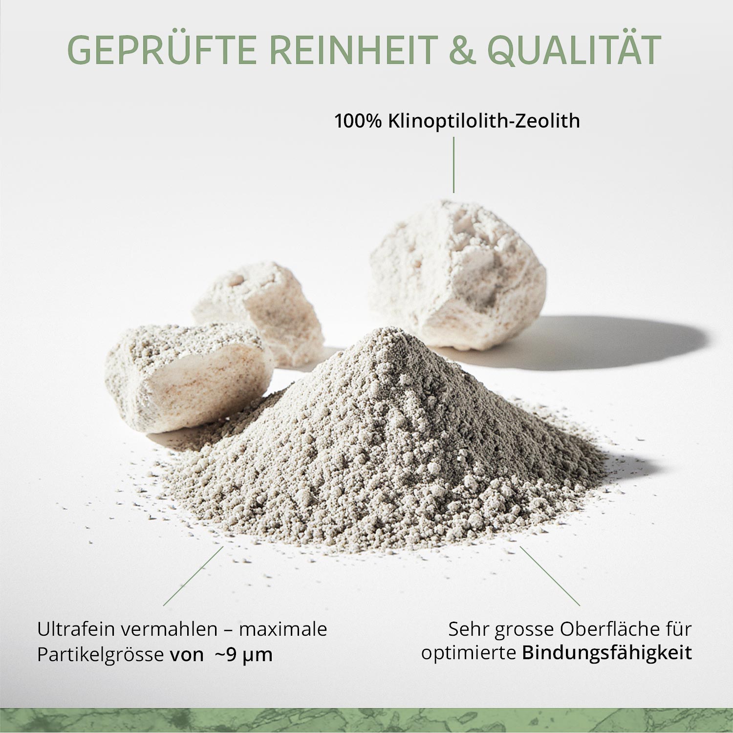 Haufen von feinem Klinoptilolith-Zeolith-Pulver und Brocken, die für maximale Partikelgröße von ~9 µm ultrafein vermahlen sind, mit großer Oberfläche für optimierte Bindungsfähigkeit.